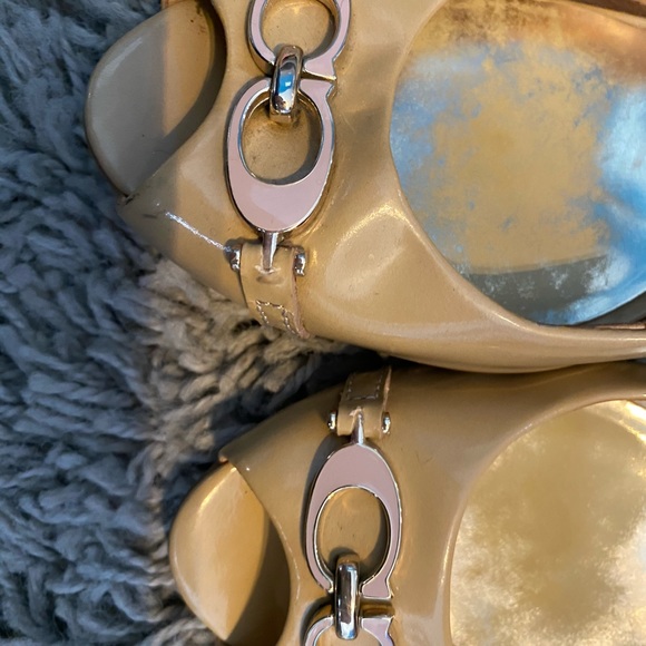 Size 9.5 patent leather wedge heels Coach - Picture 2 of 6